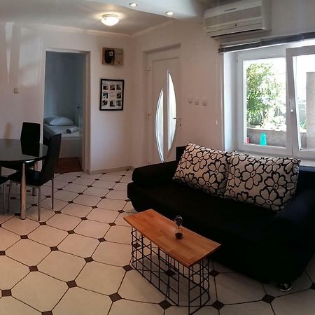 Apartment Melany Senj  Eksteriør billede